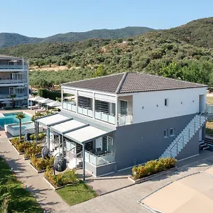 Apartmanhotel Astra Luxury, Szárti